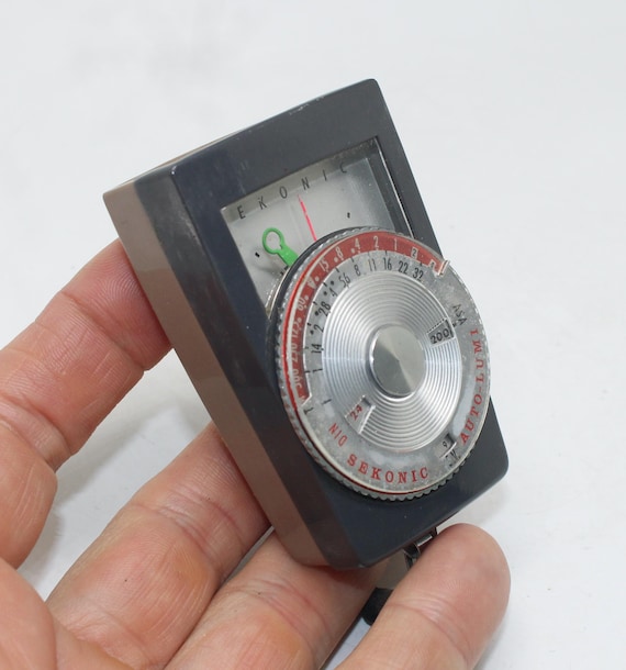 Vintage Sekonic L-86 Exposure Meter: Selenium Cell, Case & Strap