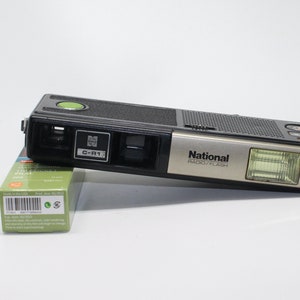 National C-R1 Camera Radio: Vintage 110 Film Camera with Flash