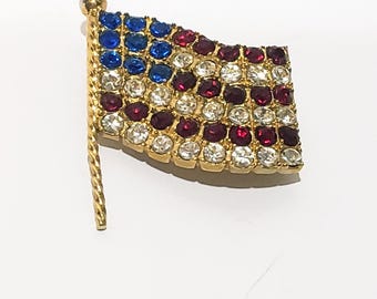 Broche de solapa con bandera estadounidense de diamantes de imitación en tono dorado, rojo, blanco y azul, estilo vintage, 1"