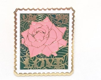 Spilla da bavero Love Pink Rose dell'ufficio postale USPS, francobollo da 25 centesimi USA del 1988.