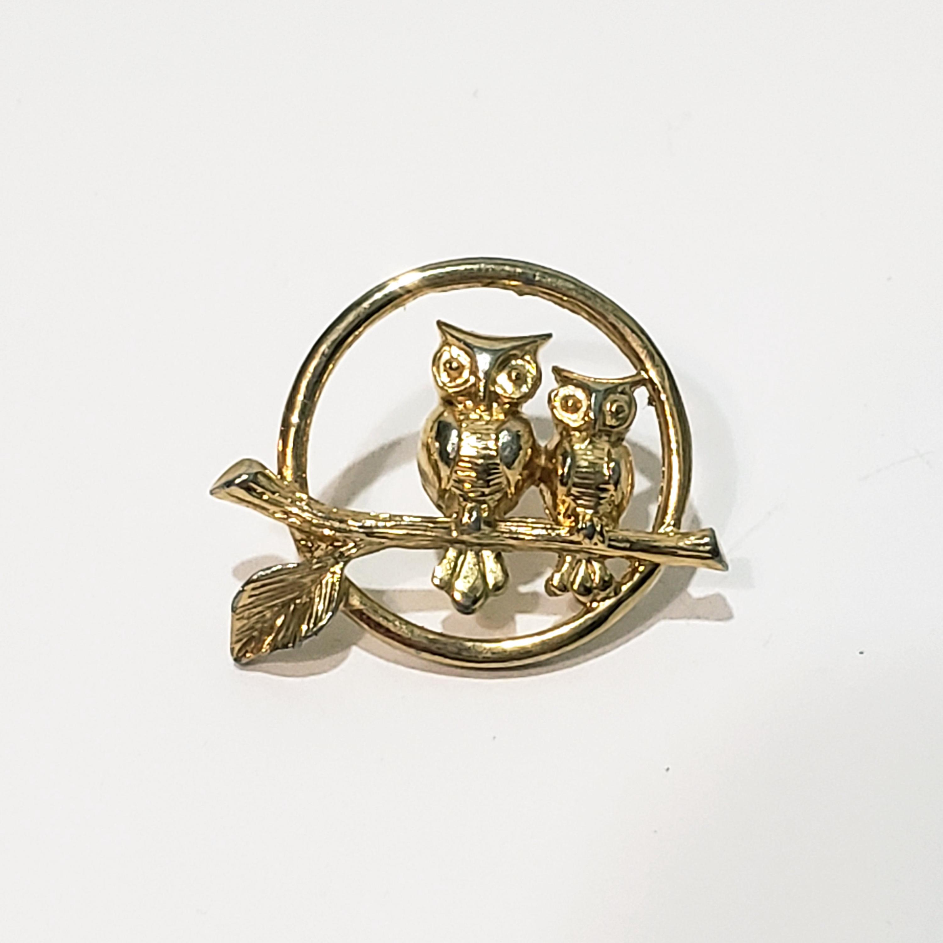 Two Owls On Branch Moon Circle Lapel Pin Brooch Gold Tone Avon 1" Tie Tack