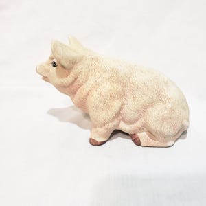 Pig Sitting Pink Animal Figurine 3" Vintage hand painted