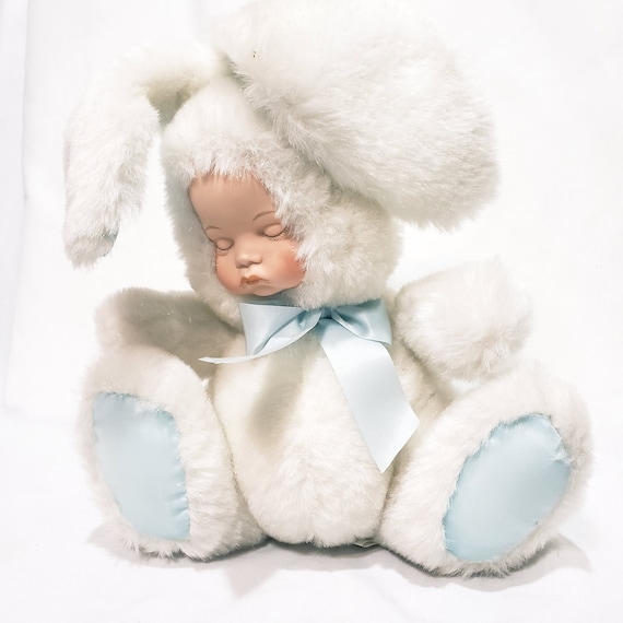 カナダ限定廃盤 LargeBashfulBlake Bunny Porcelain Doll Bunny Rabbit Plush Music Box 10