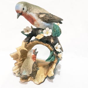 European Robin Mother Bird with Chick in Log Figurine 6&quot; R.O.C. Taiwan Vintage