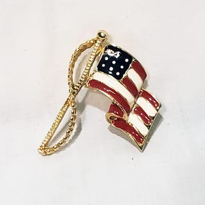 American Flag Stars and Stripes Patriotic Pin Brooch 1&quot; Enamel Red White Blue