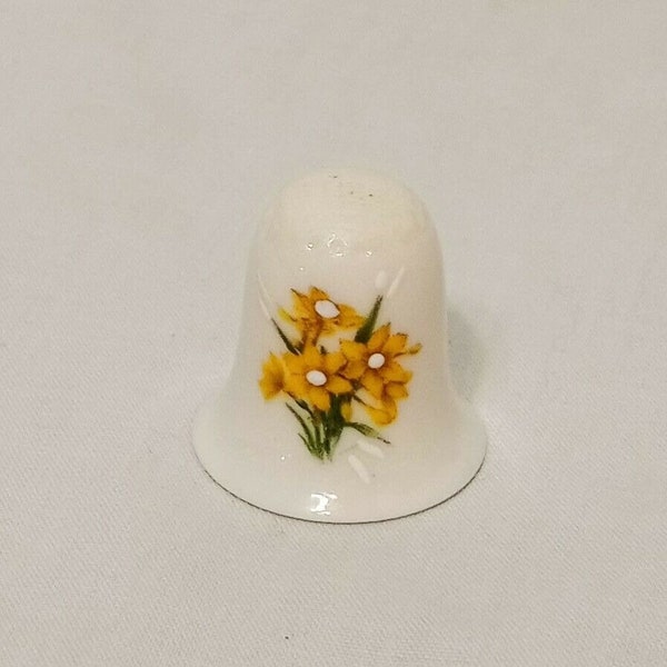 Jonquil Mar Thimble 1" Vintage Yellow daffodil Heirloom Editions 1983 Porcelain