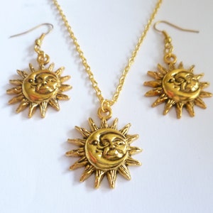 Halsband och örhängen i guld med sol och måne: Himmelska smycken bild 1