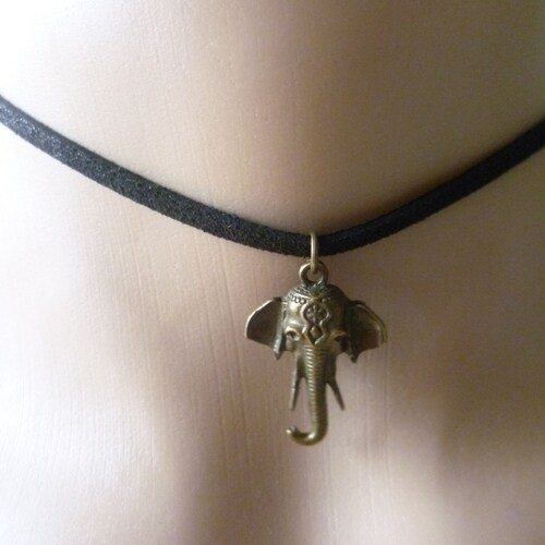 Elephant choker,elephant jewellery,buddhist ,choker necklace,gift,black choker,bronze elephant ,animal jewelry,suede choker,elephant gift