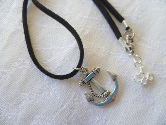 collier ras de cou ancre collier ras de cou ancre