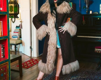 Vintage Schaffell Penny Lane Mantel echtes Wildleder Shearling afghanischer Boho Hippie dramatisch Pelzbesatz Daisy Jones und die Sechs ( Größe M/L)