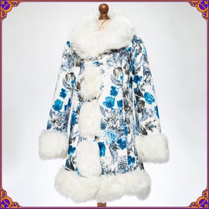 Cute 70s inspired fake leather & faux fur princess coat