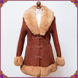 ICONIC authentic vintage 60s 70s real lamb fur afghan coat. Penny Lane Hippie Boho Woodstock shearling sheepskin Daisy Jones coat. Size M