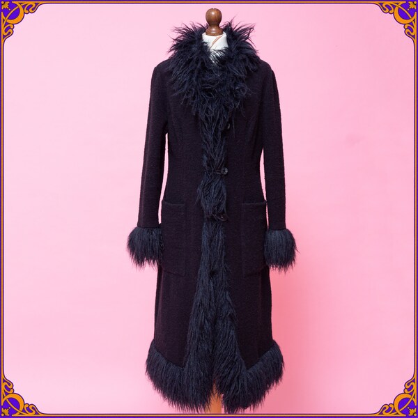 INCREDIBLE RARE VINTAGE Penny Lane fluffy wool coat.  Stunning 70s inspired fluffy vegan coat. Hippie afghan coat. Size M/L