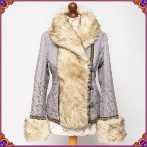 AMAZING 70s inspired AFGHAN COAT! Vintage tapestry coat. Penny Lane faux fur vegan coat. Daisy Jones 60s 70s boho afghan jacket. Size M