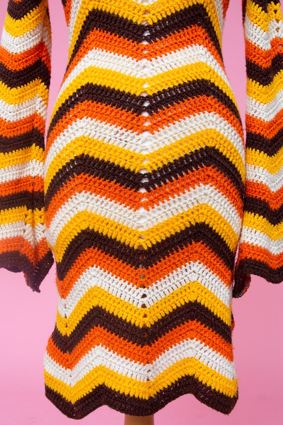 Super groovy vintage 70s crochet dress. SO so mag… - image 4