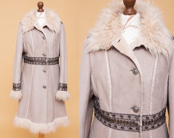 Cute Penny Lane 1970's afghan style faux fur vagan coat with beautiful appliques