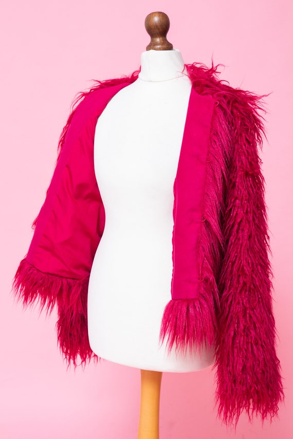 Glamorous faux fur vegan jacket. 70s fur. Studio … - image 9