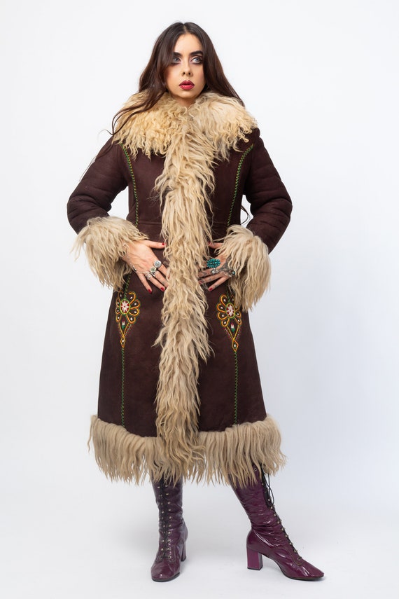 ULTRA RARE ICONIC museum worthy 60s 70s sheepskin… - image 3