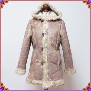 RARE vintage faux fur tapestry coat with hood. One of a kind retro mod boho hippie afghan coat. Penny Lane coat Daisy Jones coat. Size L