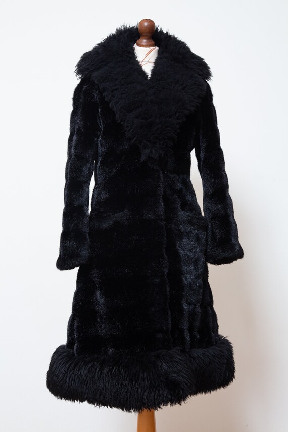 INCREDIBLE RARE VINTAGE Penny Lane fluffy faux fu… - image 8