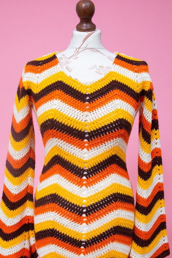 Super groovy vintage 70s crochet dress. SO so mag… - image 3