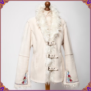 Penny Lane Coat 70s style vintage floral embroidered vegan afghan coat. Boho bohemian hippie chic woodstock. Daisy Jones coat. Size LARGE