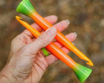 8mm & 9mm Ergonomic Crochet Hooks, 3D Printed Lightweight Pumpkin Patch Edition