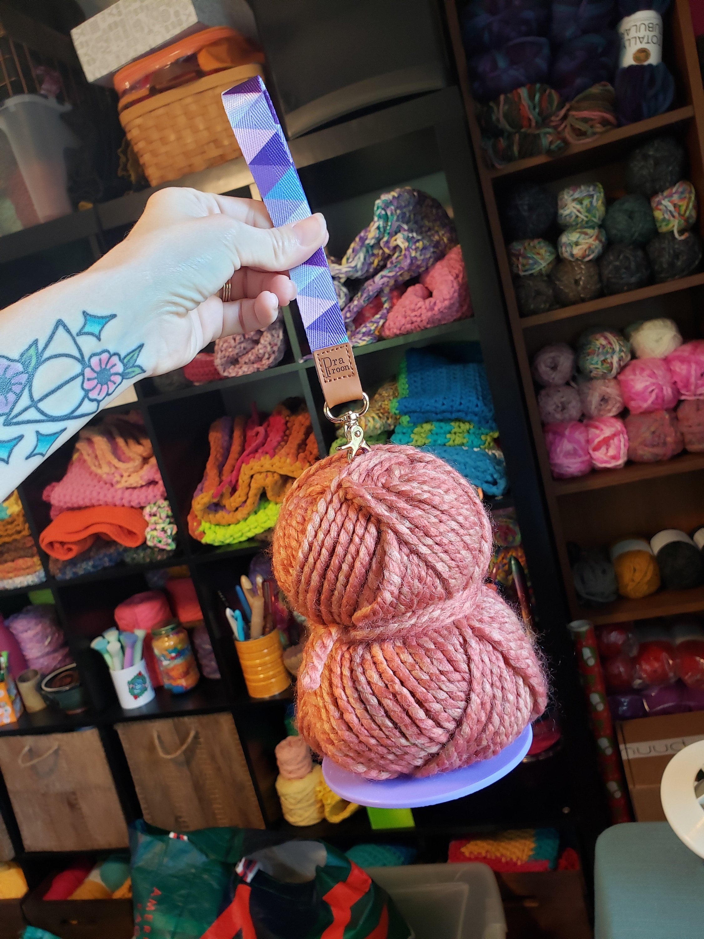 Portable Yarn Holder, Travel Wrist Hanging Yarn Cake Dispenser, Gift for Crocheter