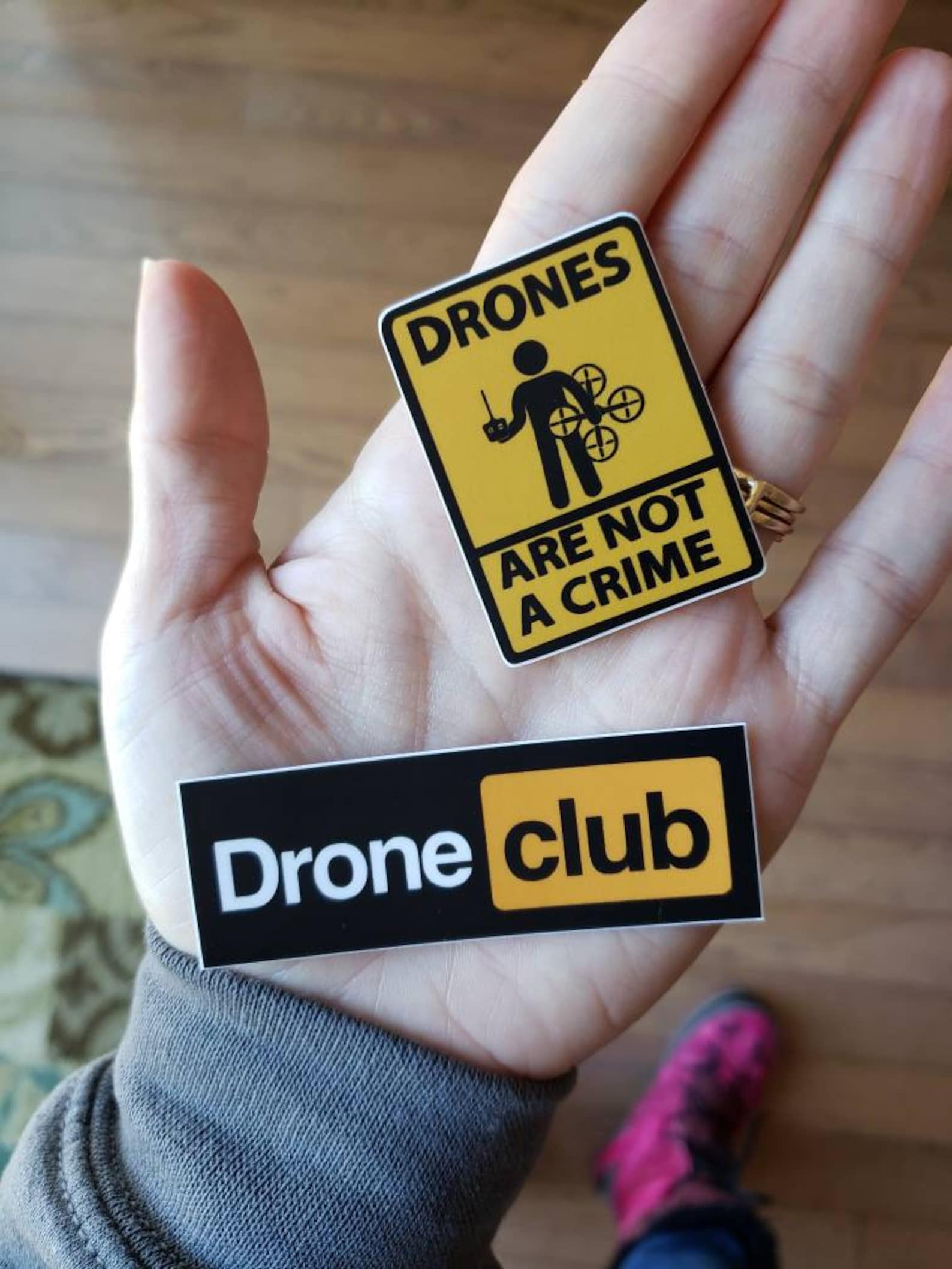 drone-club-pilot-vinyl-sticker-funny-drone-sticker-drone-life-sticker