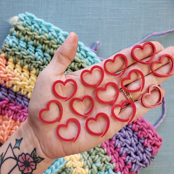 10 Pack Crochet Red Heart Stitch Markers, 3D Printed Jumbo Plastic Stitch Markers, Crocheter or knitter Gift