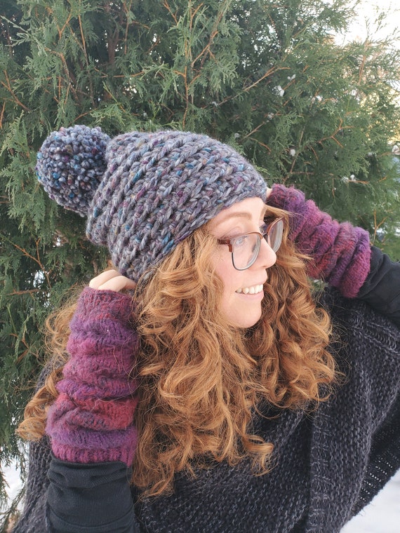 Simple Super Chunky Pom Pom Hat Crochet Pattern, Quick and Easy Winter  Beanie Pattern, Super Bulky Yarn 