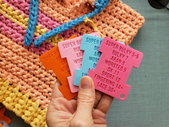 Wraps Per Inch Tool, WPI keychain, Yarn Measurement Tool, Gift for Crocheter or Knitter, Yarn Spinning, Stocking Stuffer