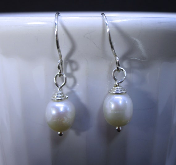 BO - 40 earring in 925 sterling silver and freshwater pearls - free shipping
