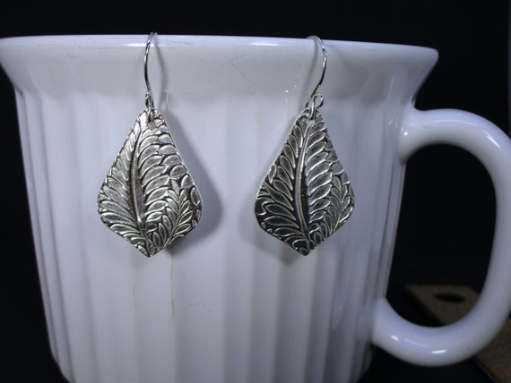 BO-261 earring silver 999 metal clay - free shipping