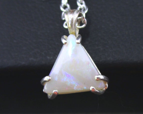 C-274 necklace with an opal and Silver 925, free shipping / Free Shipping