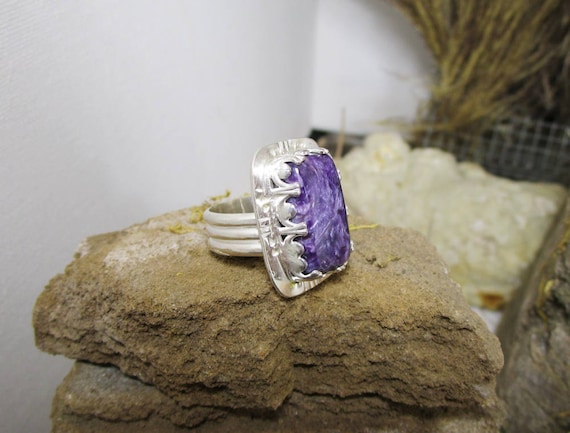 BG-031 925 Silver ring, (sterling) with large royal purple charoite - free shipping