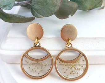 Pressed Flower Gold Statement Earrings - Catholic Jewelry for Women - Queen Anne's Lace - Virgin Mary Garden Jewelry - Confirmation Gift
