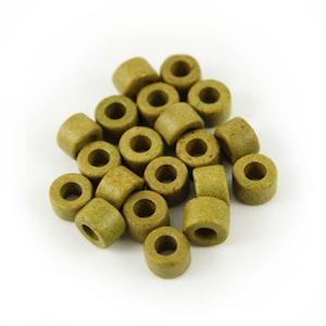 perline in ceramica cilindro ceramico oliva 6 mm 20 pezzi verdi perline ceramiche perline distanziali mietelinee mykonos verde oliva