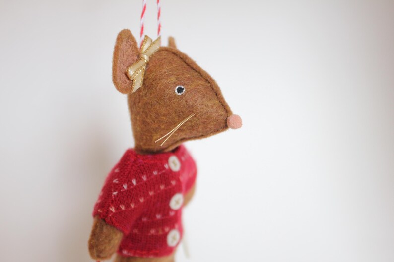 Frankie the Mouse, Cinnamon Brown, Holiday Sweater, Handmade Christmas