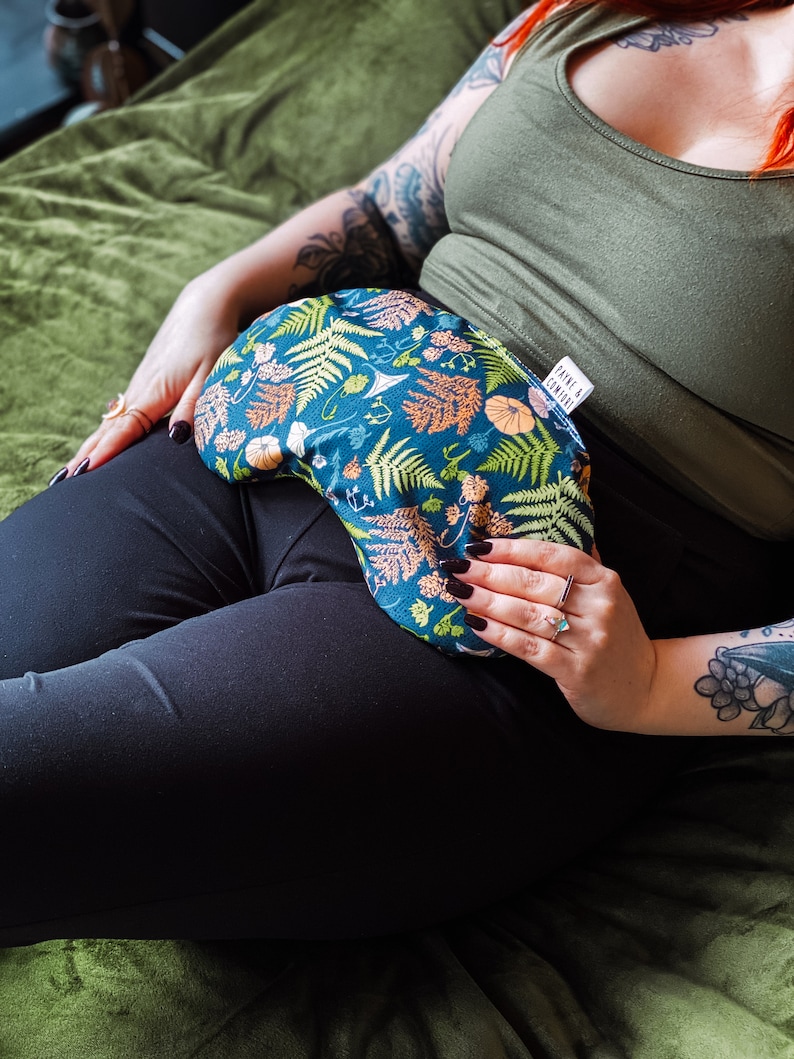 The Monthly Bean Menstrual Cramp Heating Pad Floral Options image 2