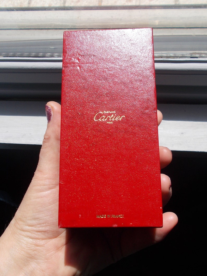 cartier red perfume