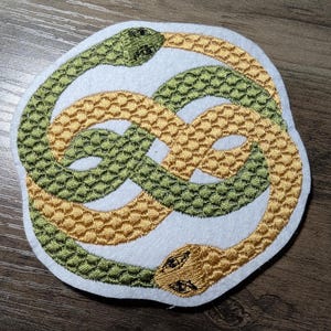 AURYN Embroidery Design: Neverending Story Snakes Talisman (4x4 Hoop) (Instant Download)