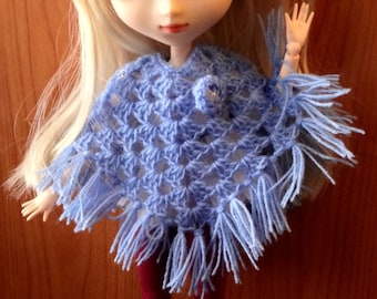 Poncho pour Pullip/Blythe fait à la main au crochet