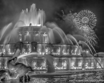 Chicago Photograph- Buckingham Fountain, Black and White Art Print, Fireworks Art, Charm Photo, Photo Gift, 8x10, 8x12, Chicago Wall Art