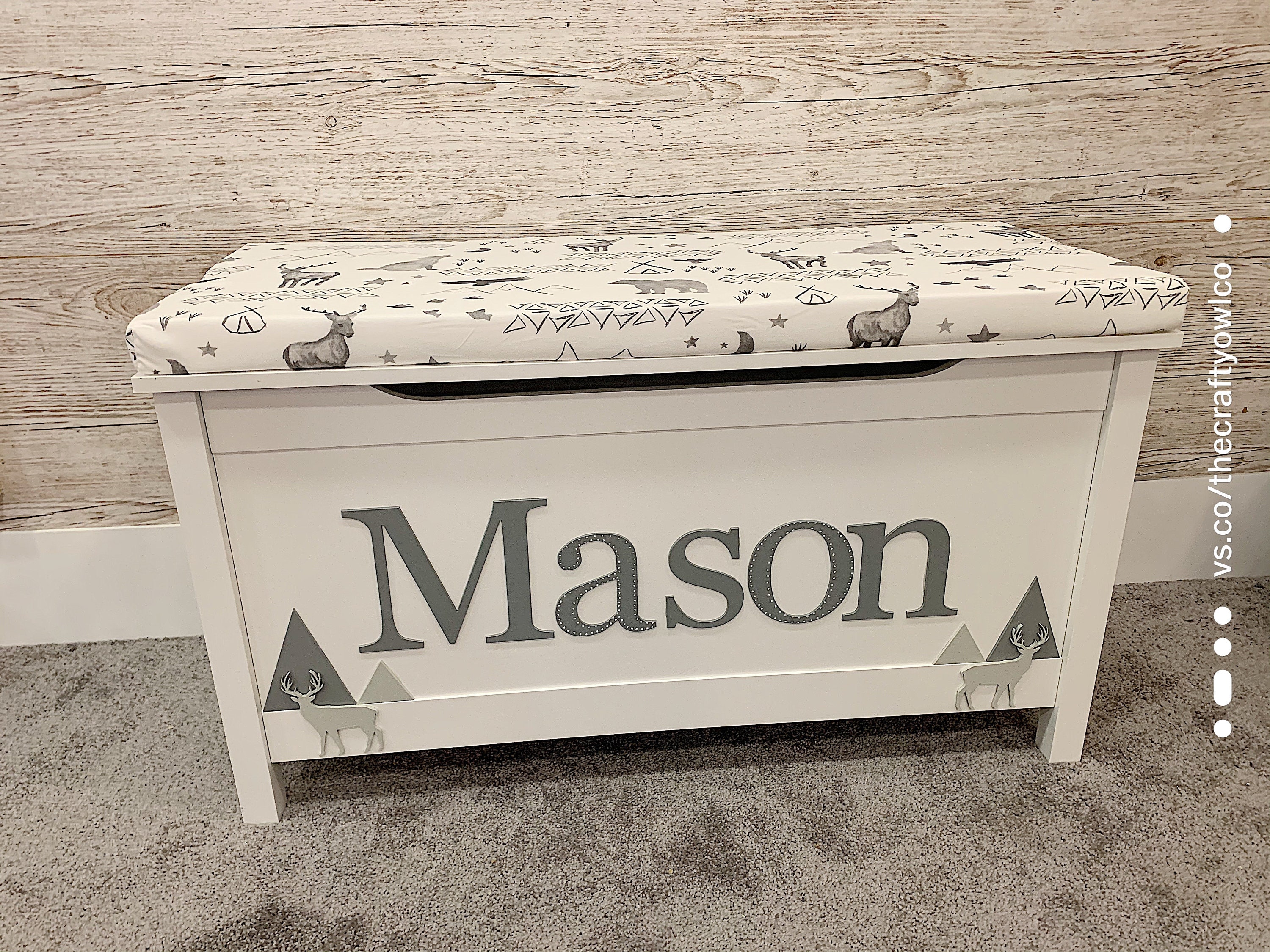 how to make a personalised toy box