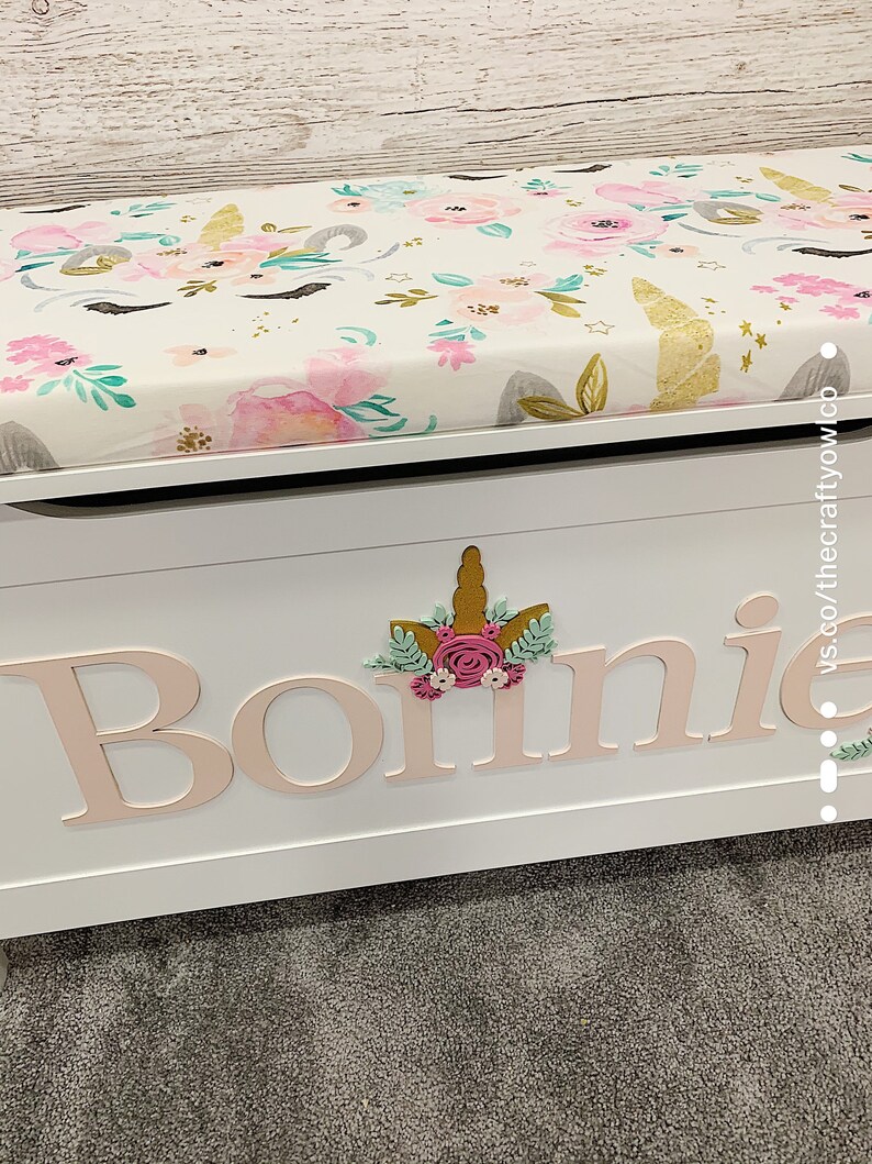 the unicorn toy box