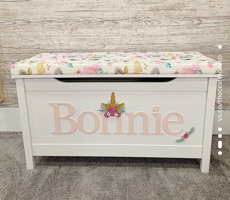 the unicorn toy box