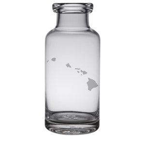 Jarra de vidrio grabada con el mapa de las islas hawaianas