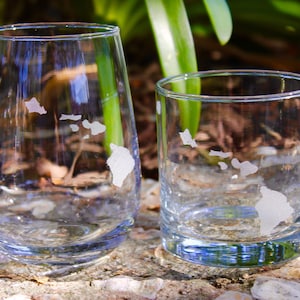 Hawaiian Islands - Hawaii - Map Engraved Glasses