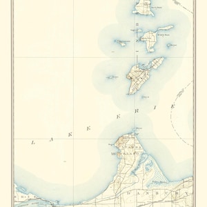 Könnte beinhalten: Vintage Karten-Druck von Lake Erie und den umliegenden Inseln, mit detaillierter Kartografie in Beige-, Blau- und Brauntönen. Die Karte zeigt beschriftete Inseln, Küstenlinien und Gewässer, mit einem Raster-Overlay. Der Stil ist klassisch und historisch.